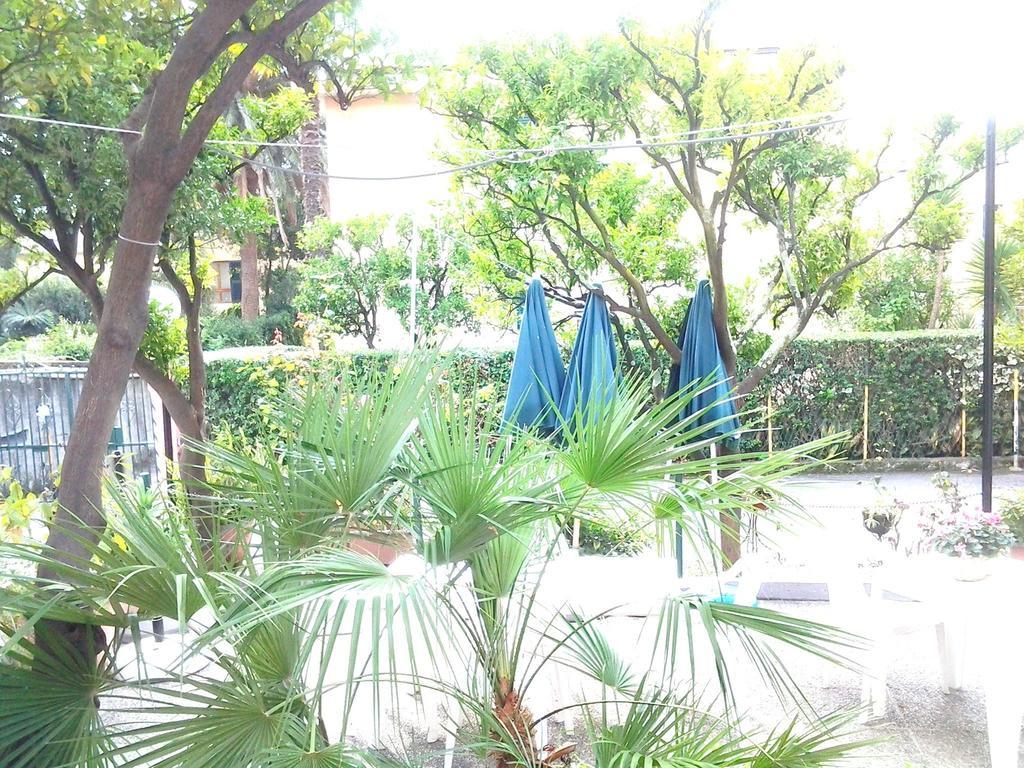 Hotel Piccolo Eden Nervi Exterior photo